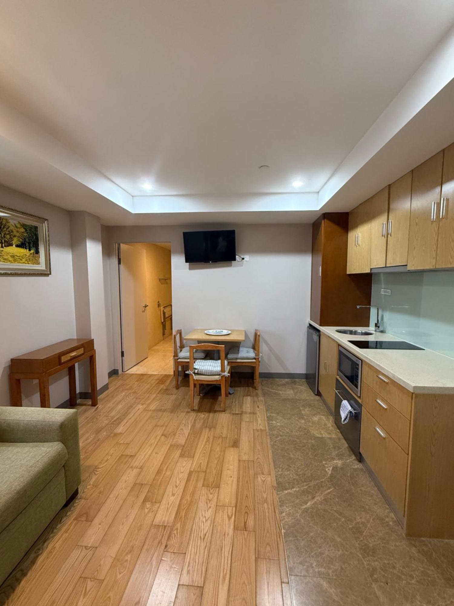 Melrose Apartments — Photos 3
